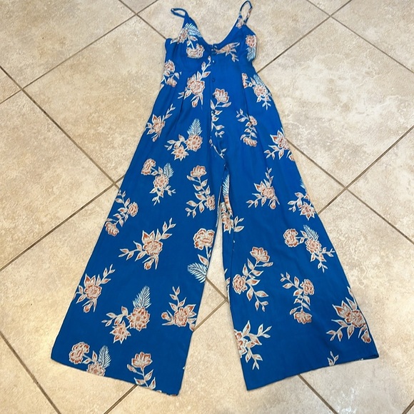 NEW Roxy Wheel and Palm Wide Leg Jumpsuit XS Mykonos Blue Floral - Picture 4 of 9